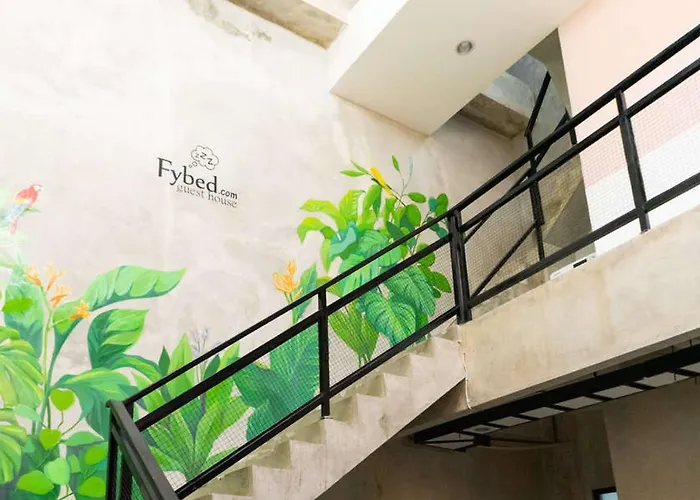 RedDoorz near Sam Poo Kong 3 Semarang Hotel